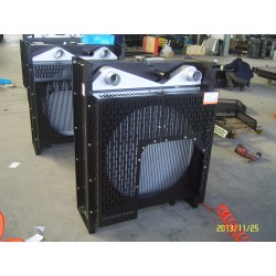玉柴SC7H250D发电机组散热器